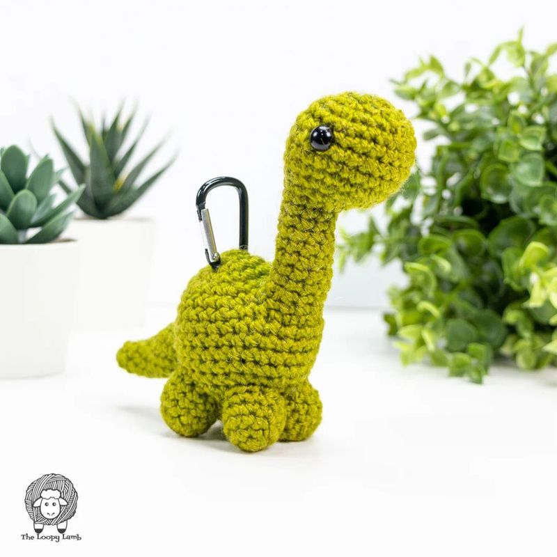 Backpack Bronto free crochet pattern by Ashley Parker