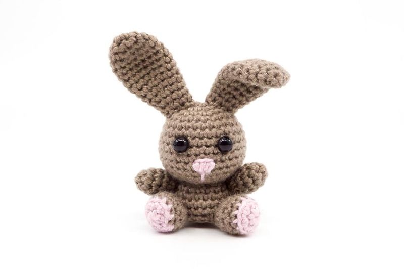 Mini Bunny Amigurumi free crochet pattern by Supergurumi