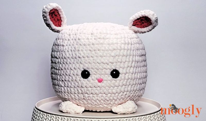 Bunny Squish free crochet pattern by Tamara Kelly