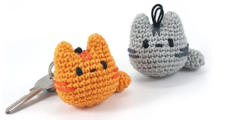 Mini Cat Keychain free crochet pattern by Mariska Vos-Bolman