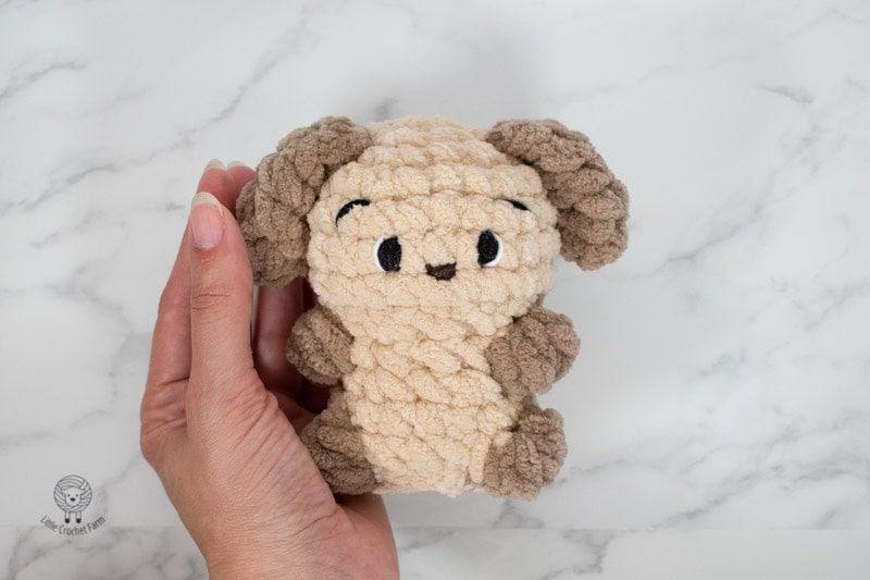 Chunky No-Sew Puppy free crochet pattern by Ana