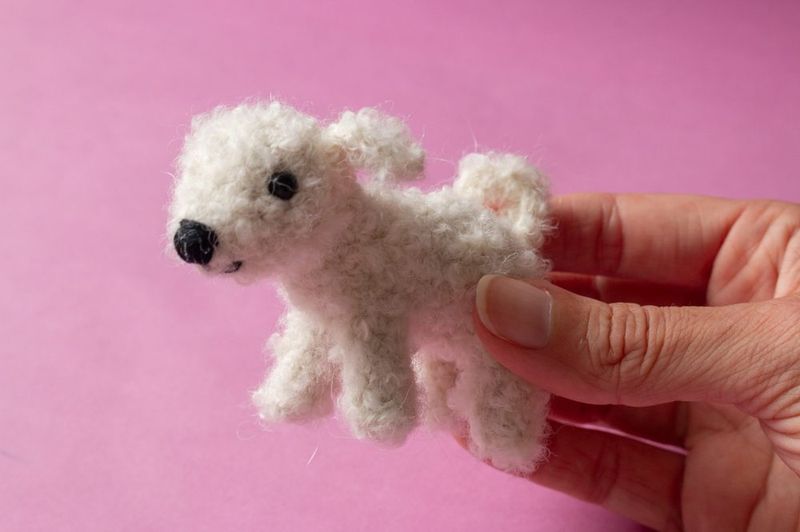 Small Fluffy Dog free crochet pattern by Stella