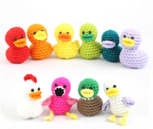 20-Minute Duck free crochet pattern by StringyDingDing