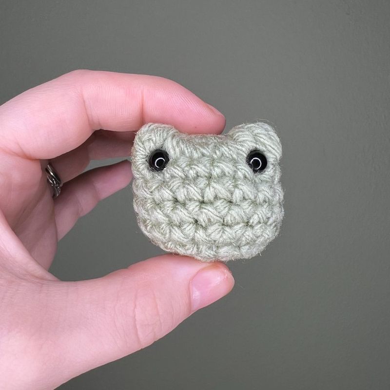 Tiny Frog free crochet pattern by CutiepieCrochet