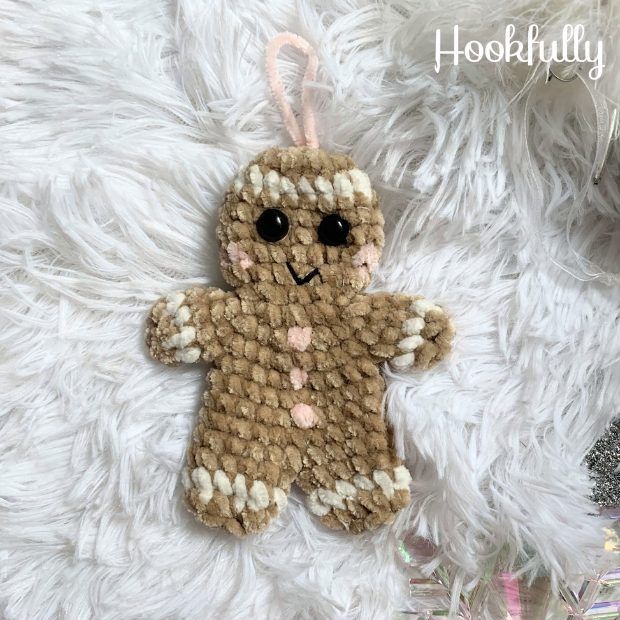 Gingerbread Man Ornament by Hookfully free crochet pattern by Hookfully