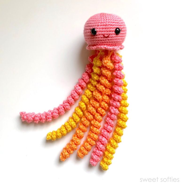 Juniper the Jellyfish free crochet pattern by Jade
