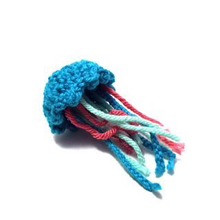 A Jellyfish (Mini) free crochet pattern by Dani West