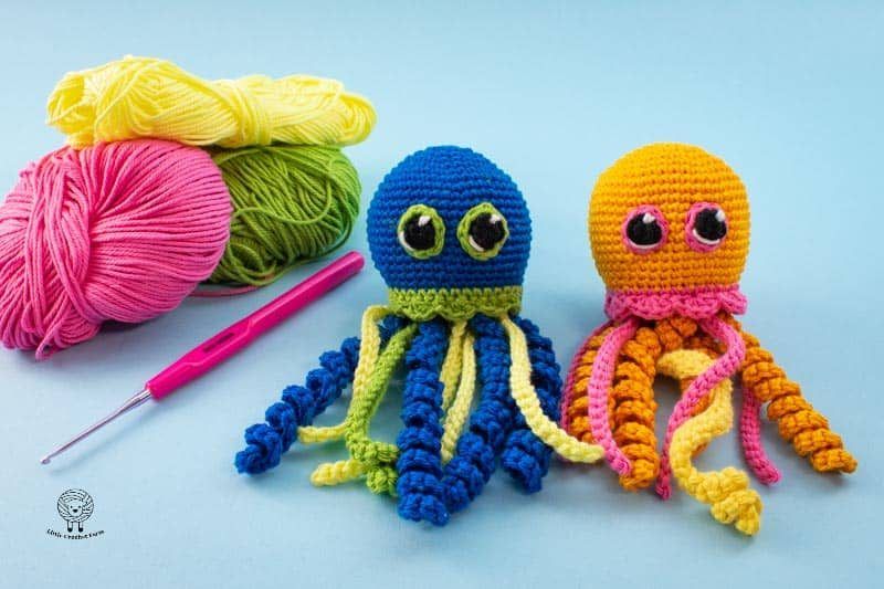 No-Sew Jellyfish Amigurumi free crochet pattern by Ana