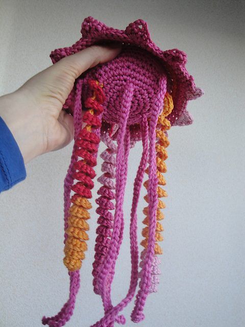 Summerish Jellyfish free crochet pattern by Teresa Alvarez