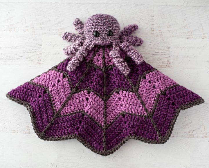Spider on a Web Baby Lovey free crochet pattern by Cheryl Bennett