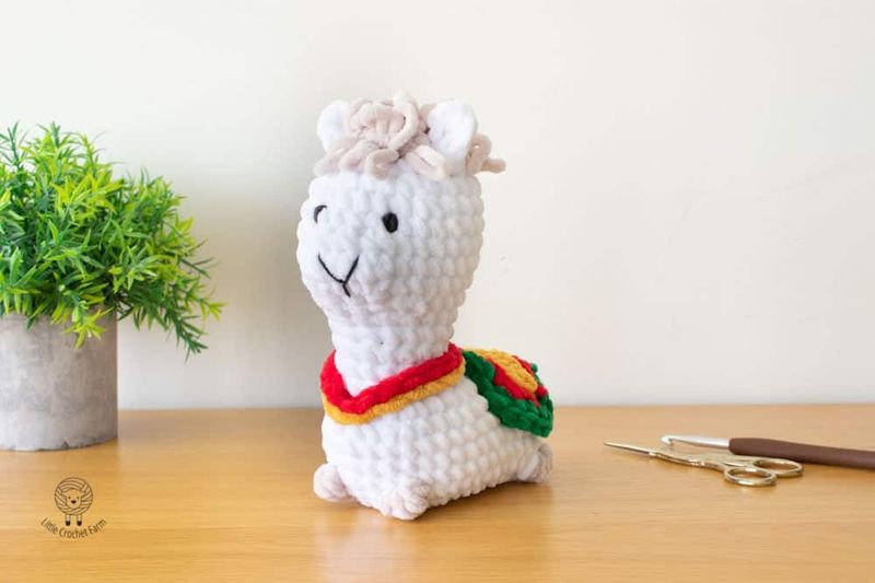 No-Sew Llama free crochet pattern by Ana