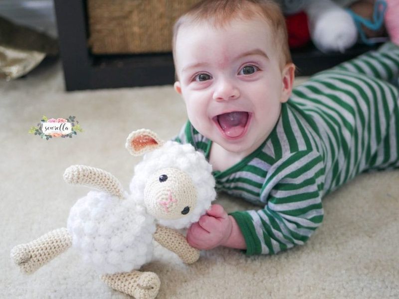 Little Crochet Lamb free crochet pattern by Ashleigh